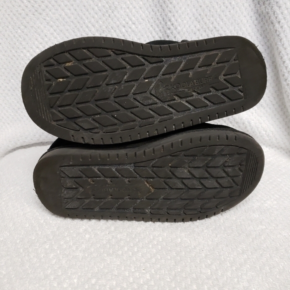 Koolaburra by Ugg Child Size 1 Victoria Short Boots Black Bows 1019372 Pre-owned - Picture 9 of 15